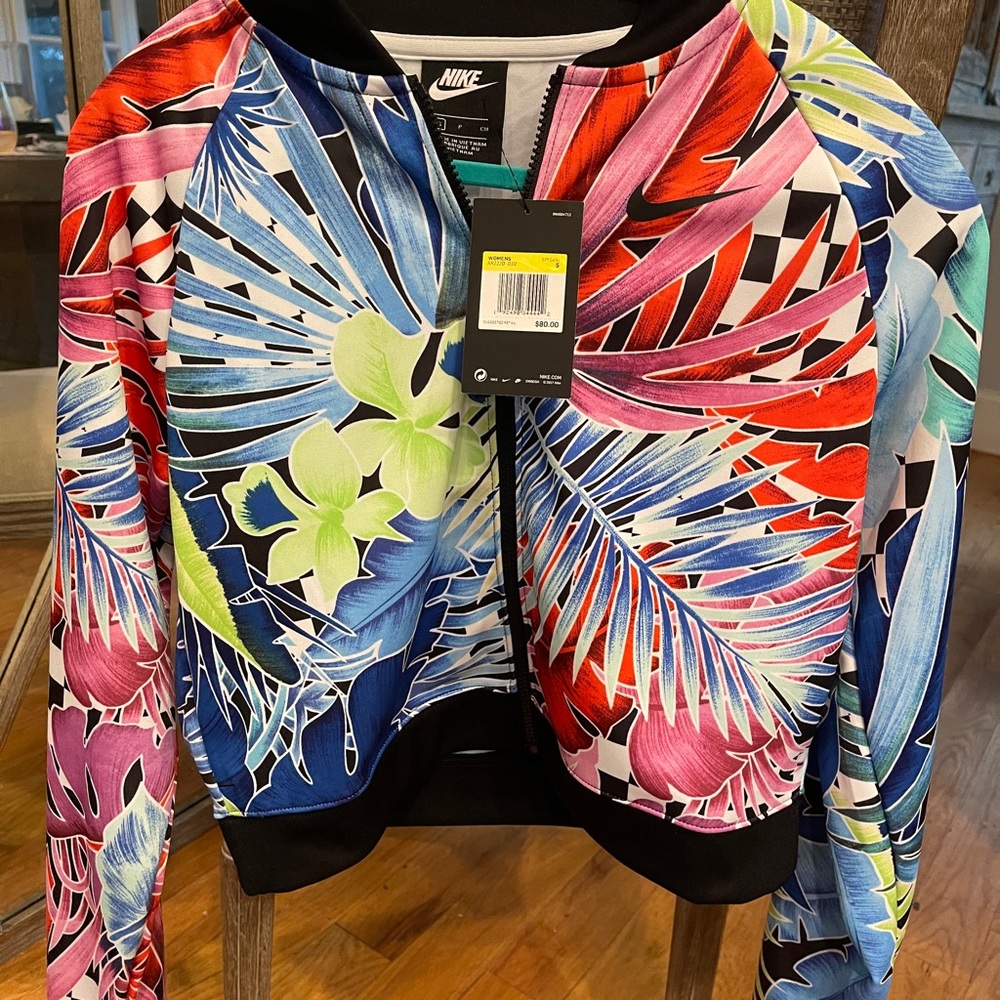 😻NIKE NWT Tropical Print Lightweight Crop Jacket - Picture 2 of 6
